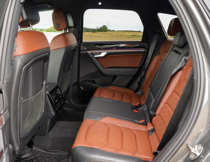 Volkswagen Touareg 15