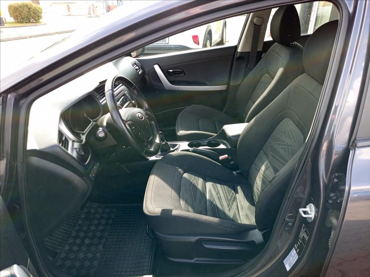 KIA Ceed Hatchback 1,4 l 73 kw