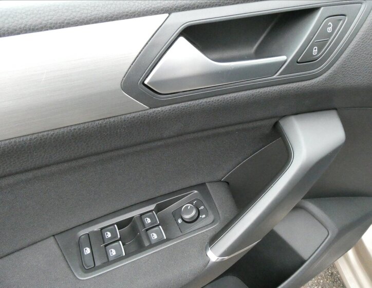 Volkswagen Touran 33