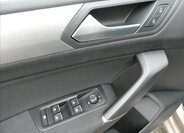 Volkswagen Touran 33