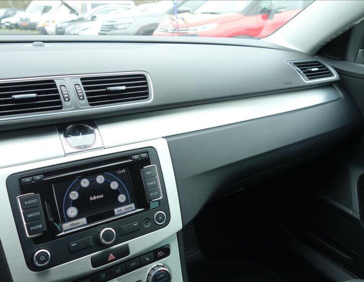 Volkswagen Passat Kombi 2,0 l 130 kw