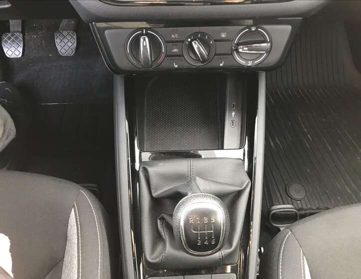 Škoda Scala Hatchback 999,0 85 kw