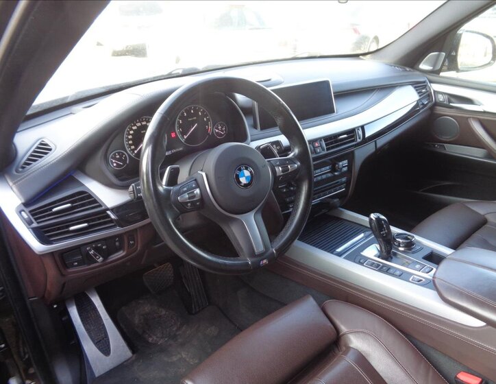 BMW X5 Kombi 2,0 l 180 kw