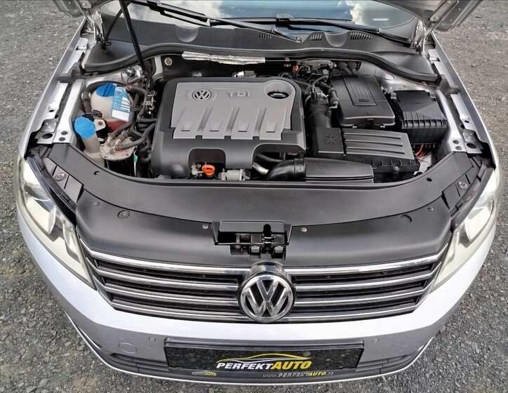 Volkswagen Passat Kombi 2,0 l 103 kw