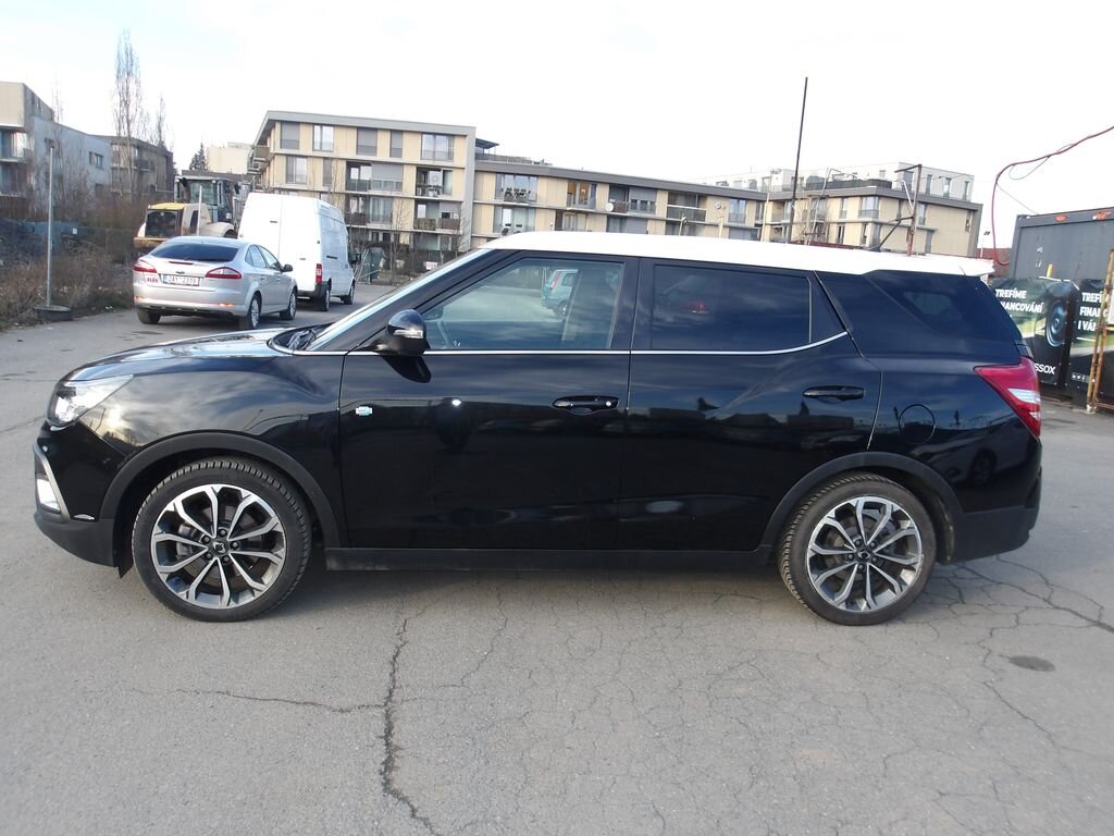 SsangYong Korando SUV 1,6 l 84 kw