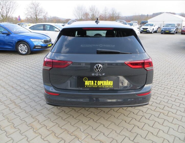 Volkswagen Golf Kombi 1,5 l 96 kw