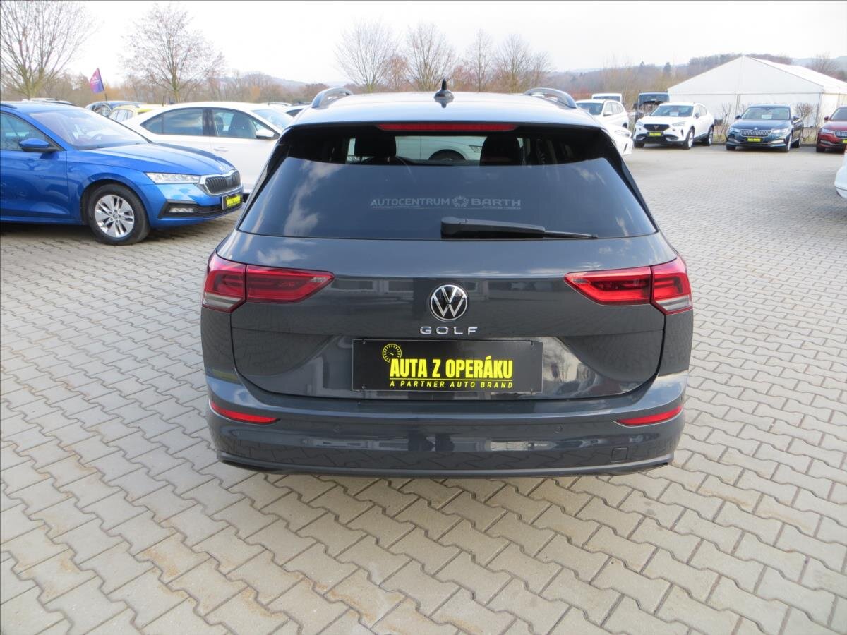 Volkswagen Golf Kombi 1,5 l 96 kw