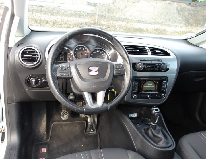 Seat Leon Hatchback 1,4 l 92 kw