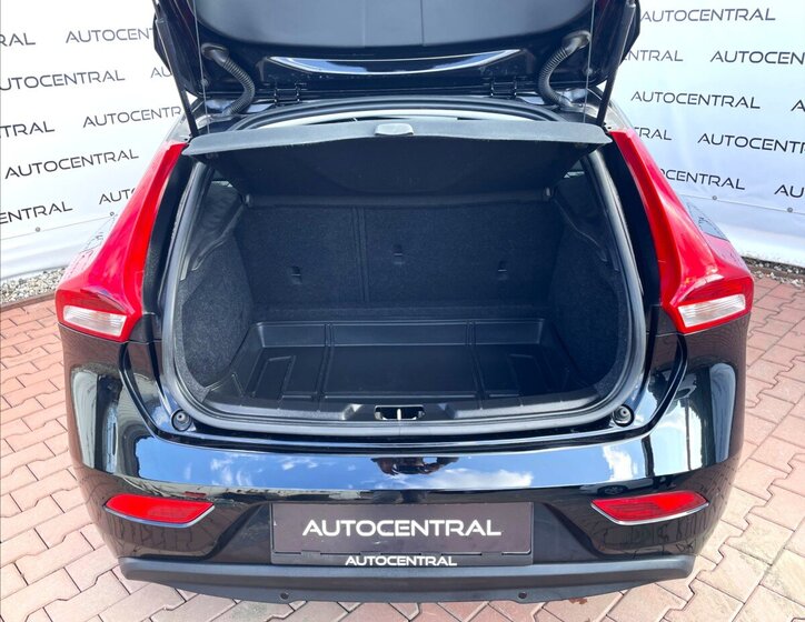 Volvo V40 Hatchback 2,0 l 88 kw