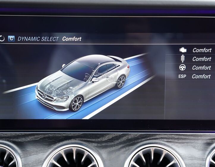 Mercedes-Benz Třídy E 40