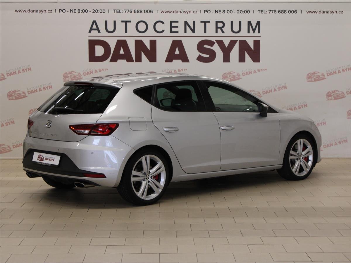 Seat Leon Hatchback 2,0 l 195 kw