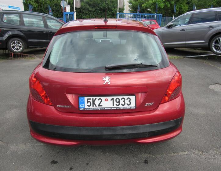 Peugeot 207 5