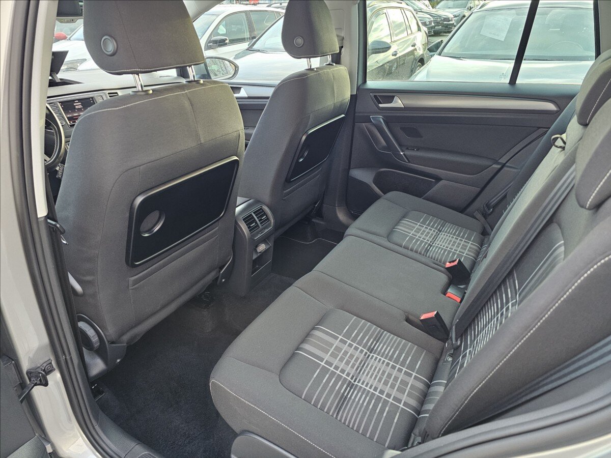 Volkswagen Golf Sportsvan