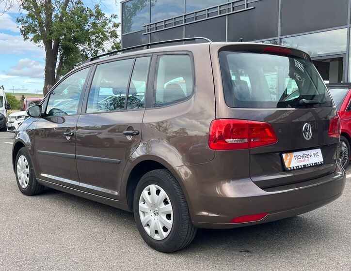 Volkswagen Touran 13