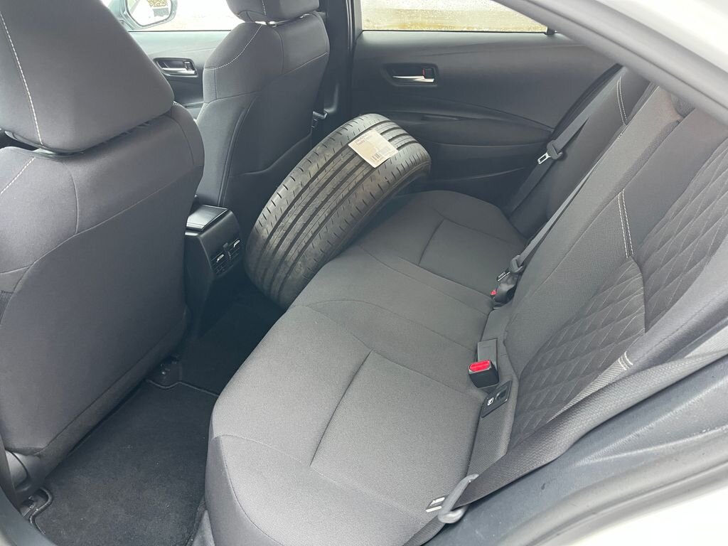 Toyota Corolla Sedan 1,5 l 92 kw