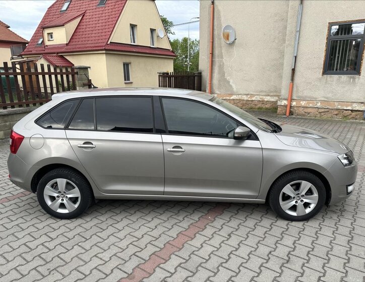Škoda Rapid Hatchback 1,2 l 66 kw