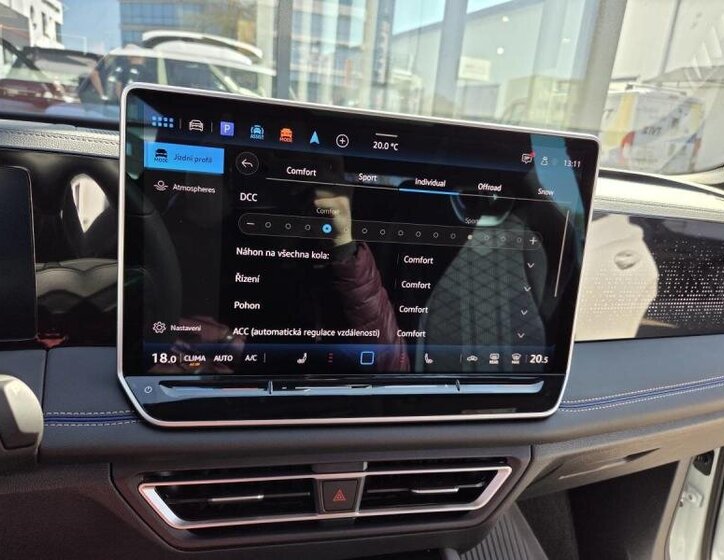 Volkswagen Tiguan SUV 2,0 l 195 kw