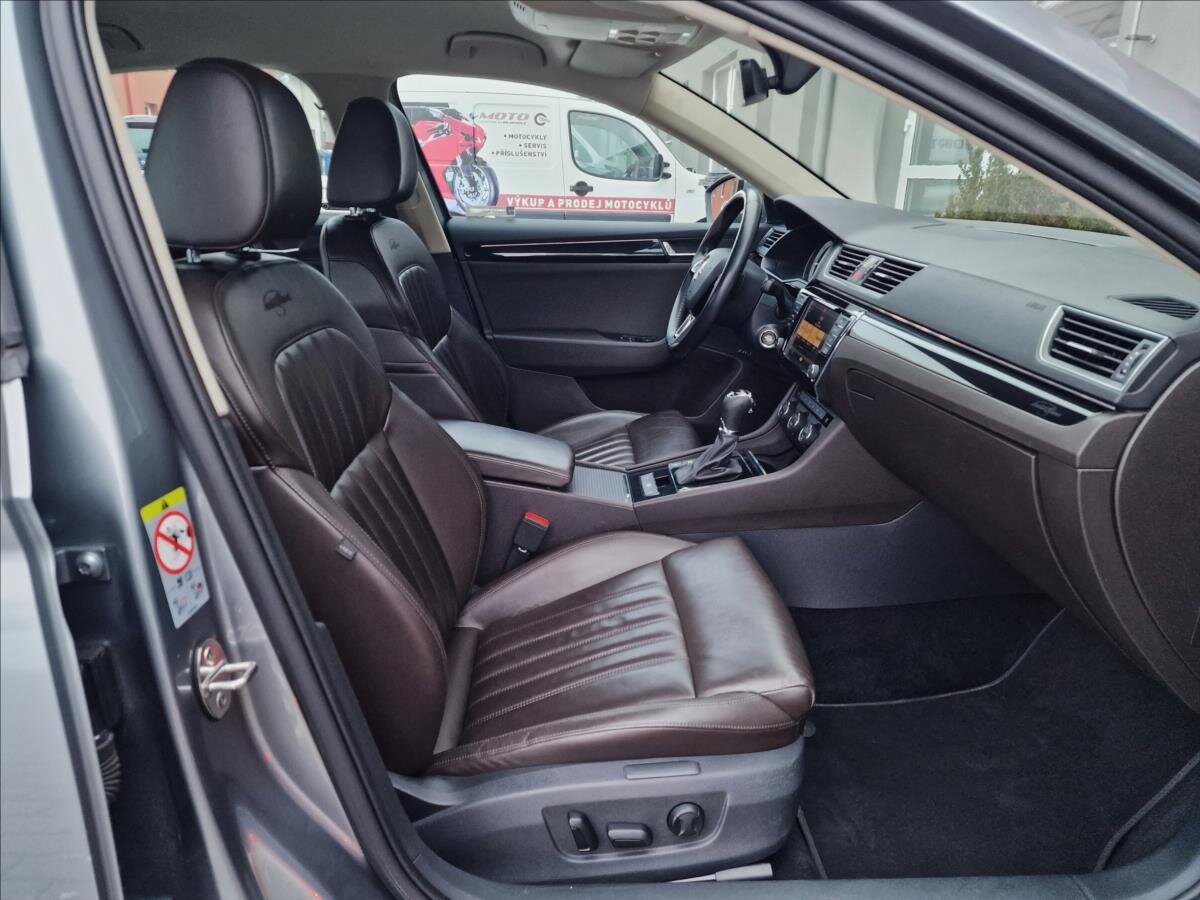 Škoda Superb Liftback 2,0 l 140 kw