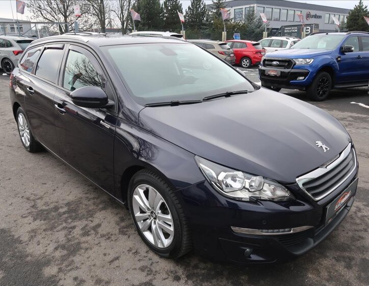 Peugeot 308 Kombi 2,0 l 110 kw