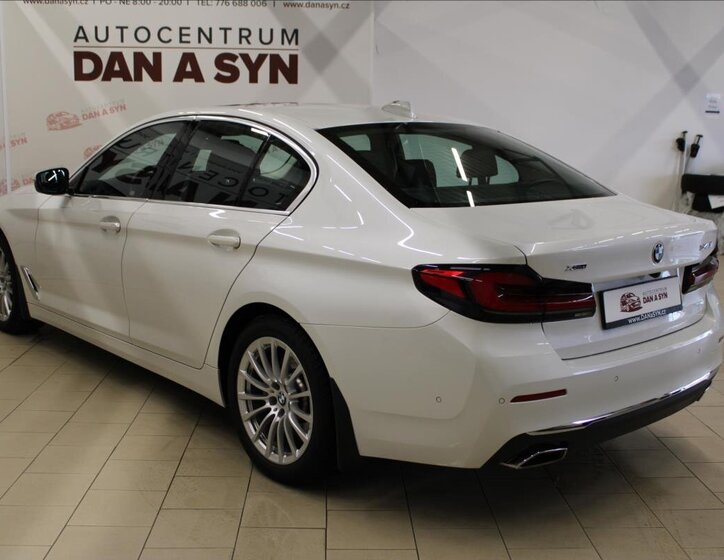 BMW Řada 5 Sedan / Limuzína 3,0 l 245 kw