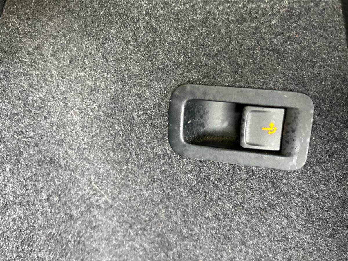 Škoda Karoq SUV / Terénní 2,0 l 85 kw