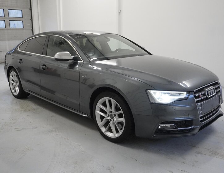 Audi S5 Hatchback 3,0 l 249 kw