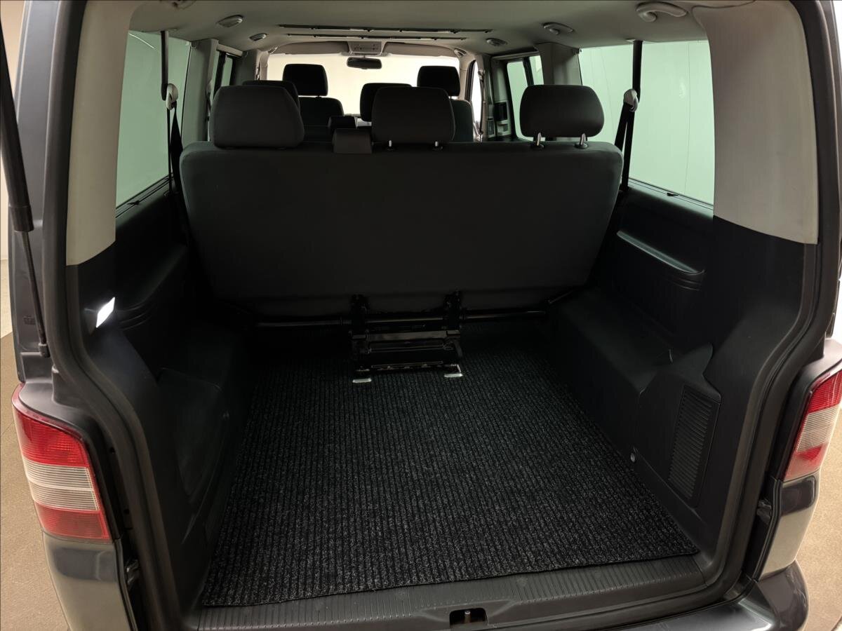 Volkswagen Transporter Kombi 3,2 l 173 kw