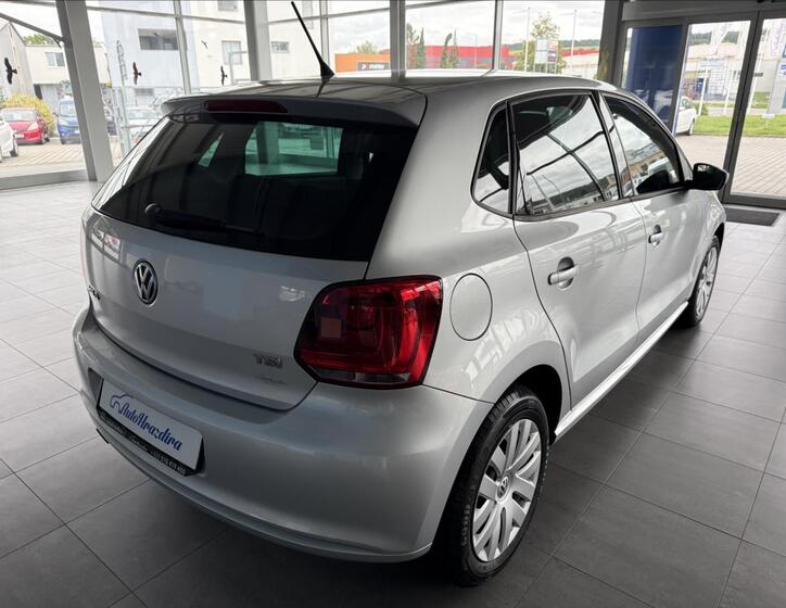 Volkswagen Polo 6