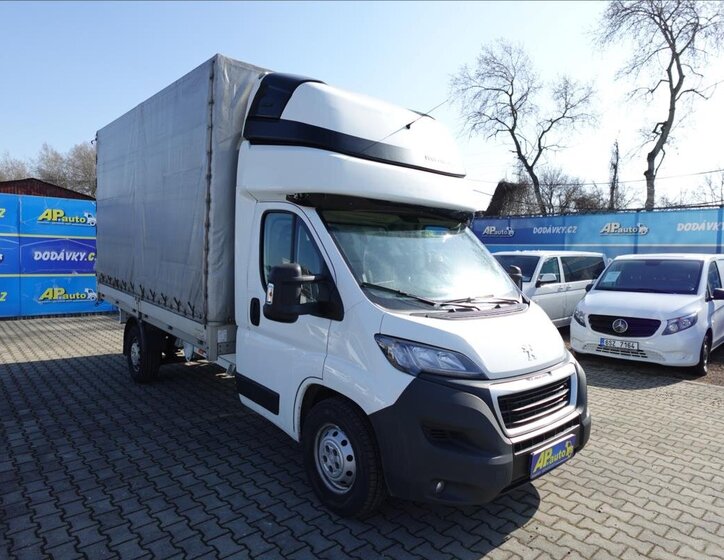Peugeot Boxer Valník 2,2 l 121 kw