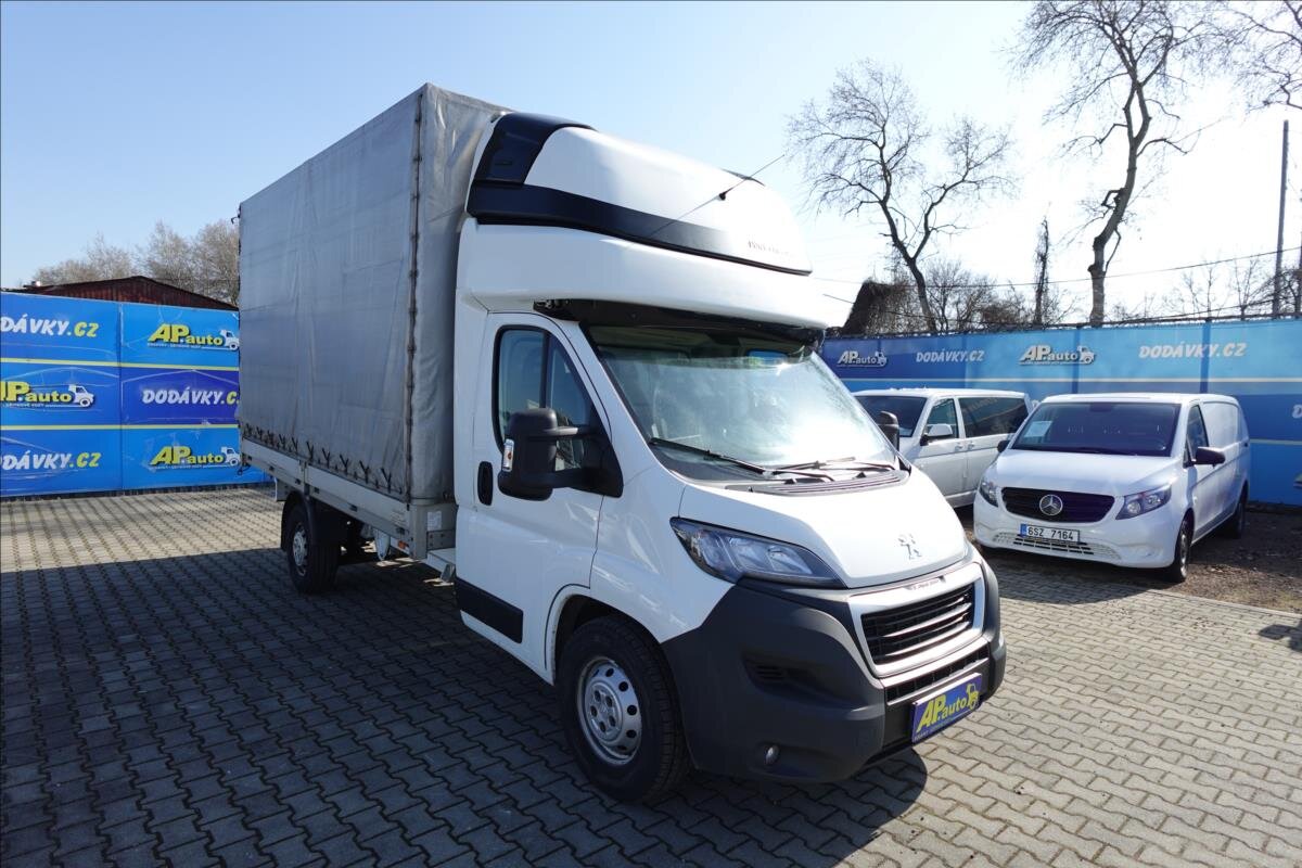 Peugeot Boxer Valník 2,2 l 121 kw