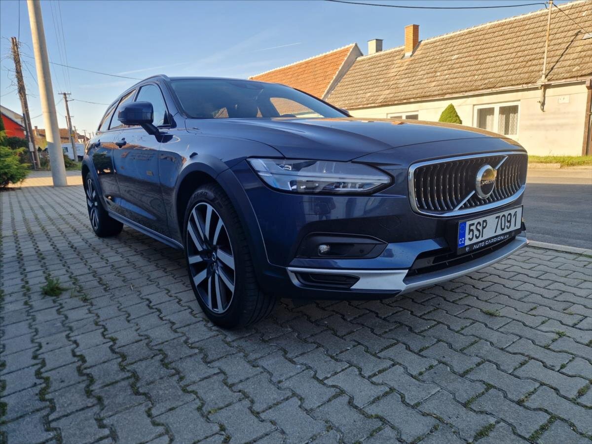 Volvo V90 Kombi 2,0 l 145 kw