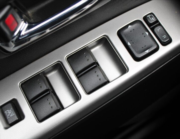 Mazda 5 MPV 2,0 l 107 kw