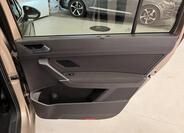 Volkswagen Touran 29