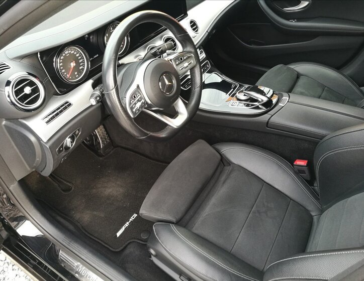 Mercedes-Benz Třídy E Kombi 2,0 l 180 kw