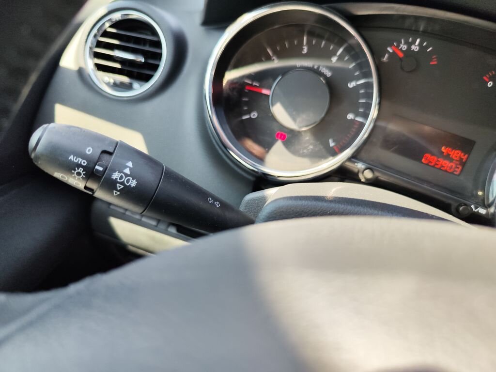 Peugeot 3008 Hatchback 1,6 l 88 kw