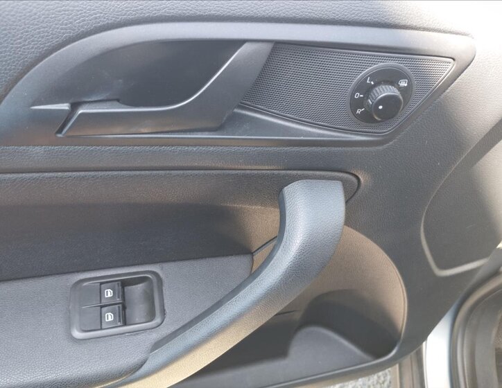 Škoda Yeti SUV / Terénní 1,2 l 77 kw