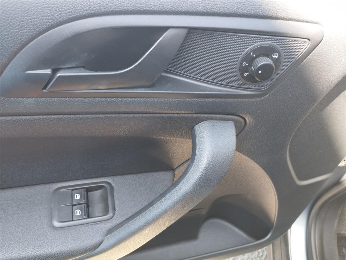 Škoda Yeti SUV / Terénní 1,2 l 77 kw