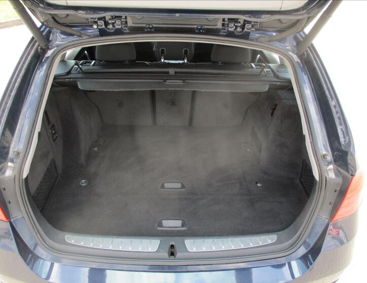 BMW Řada 3 Kombi 2,0 l 135 kw