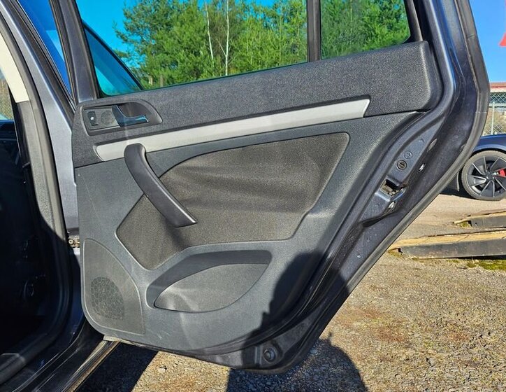 Škoda Octavia Kombi 1,6 l 77 kw