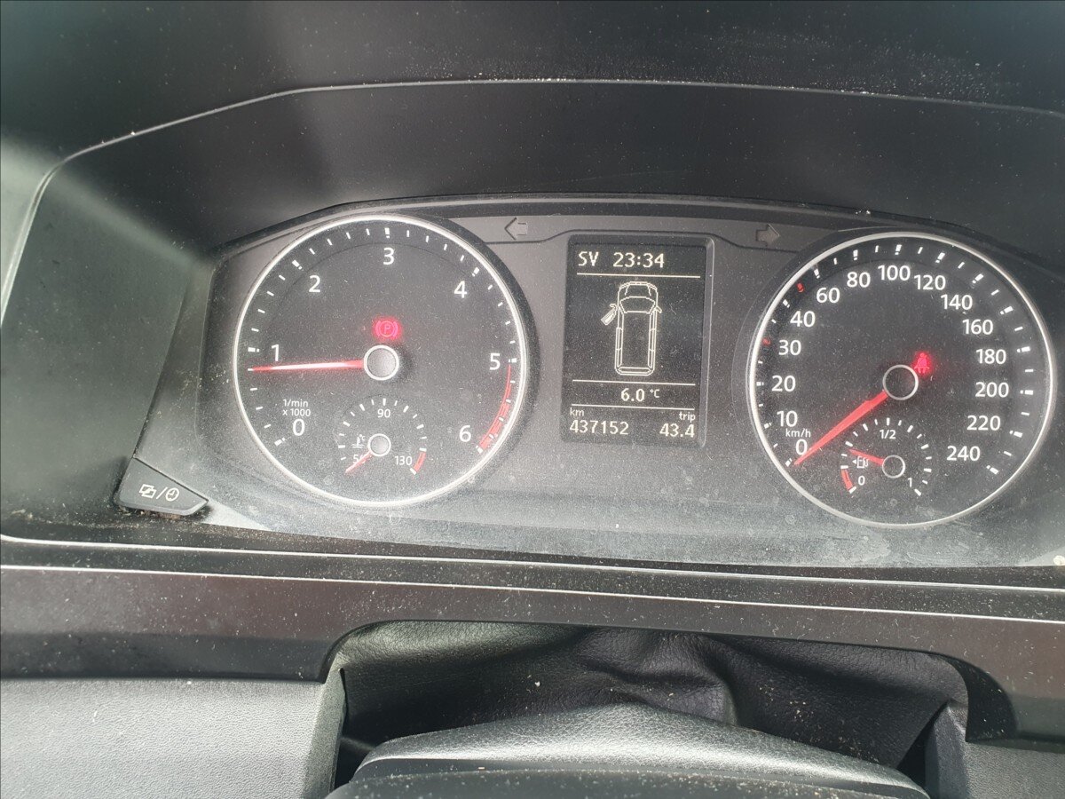 Volkswagen Transporter Kombi 2,0 l 110 kw