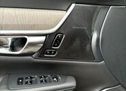 Volvo V90 23