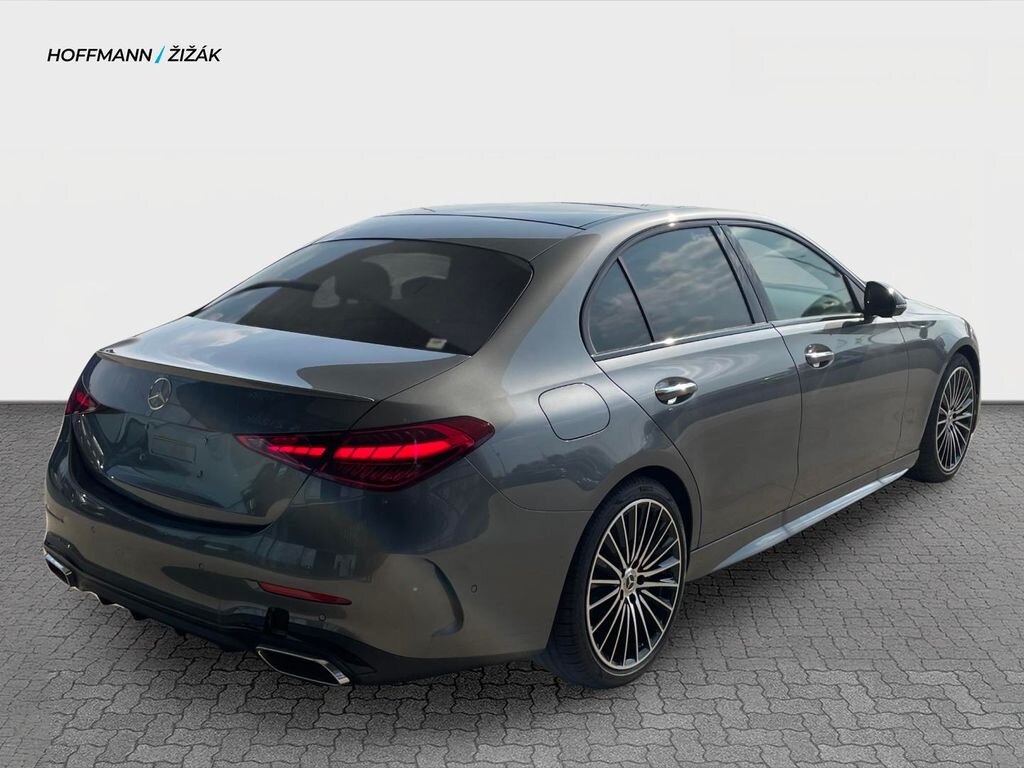 Mercedes-Benz Třídy C Sedan / Limuzína 2,0 l 145 kw