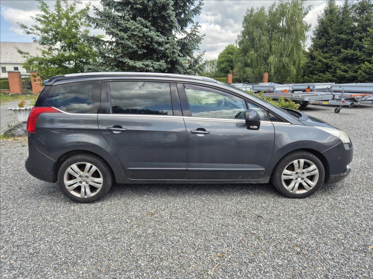 Peugeot 5008 Kombi 1,6 l 115 kw