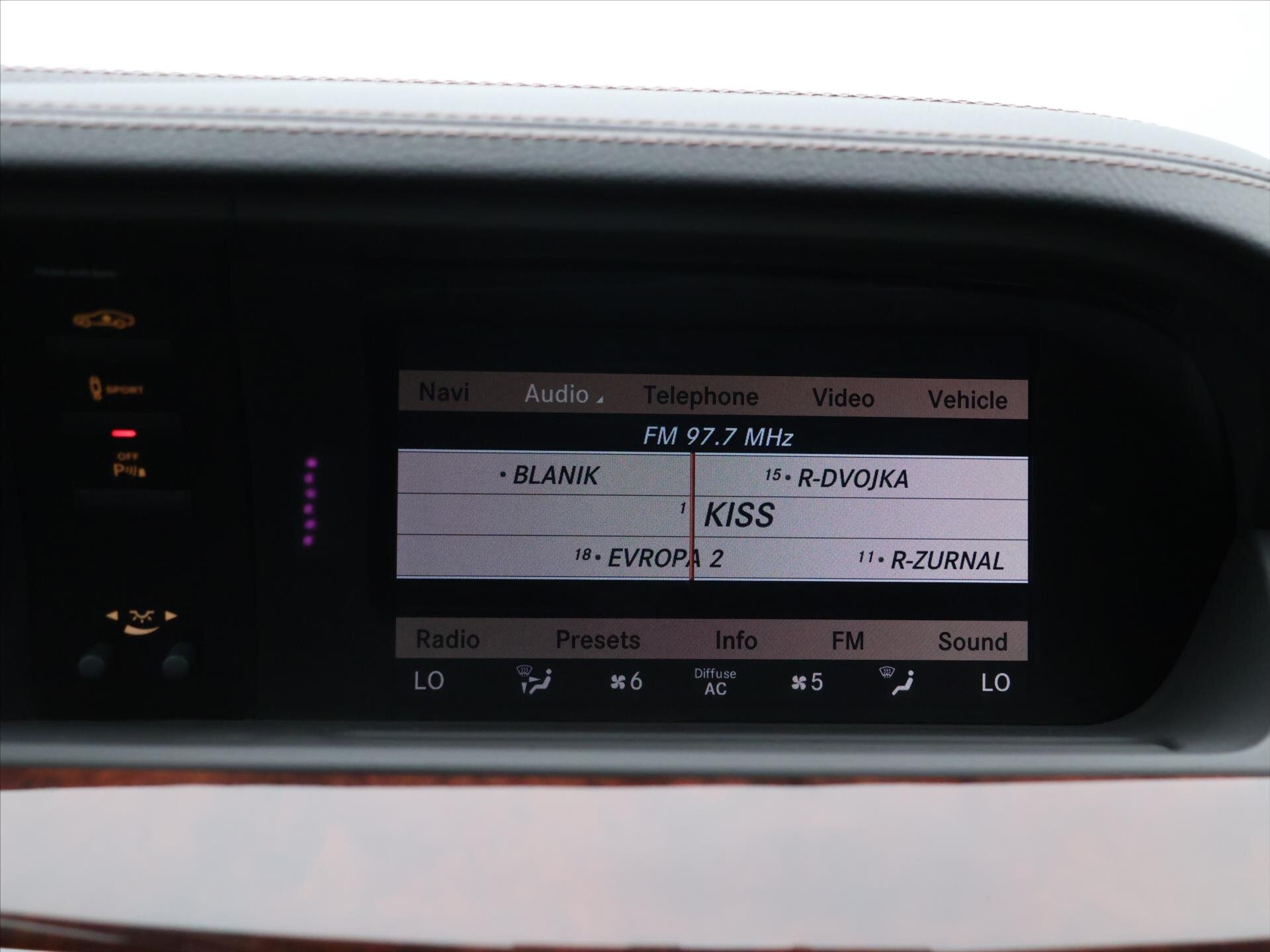 Mercedes-Benz Třídy S Sedan / Limuzína 4,7 l 320 kw