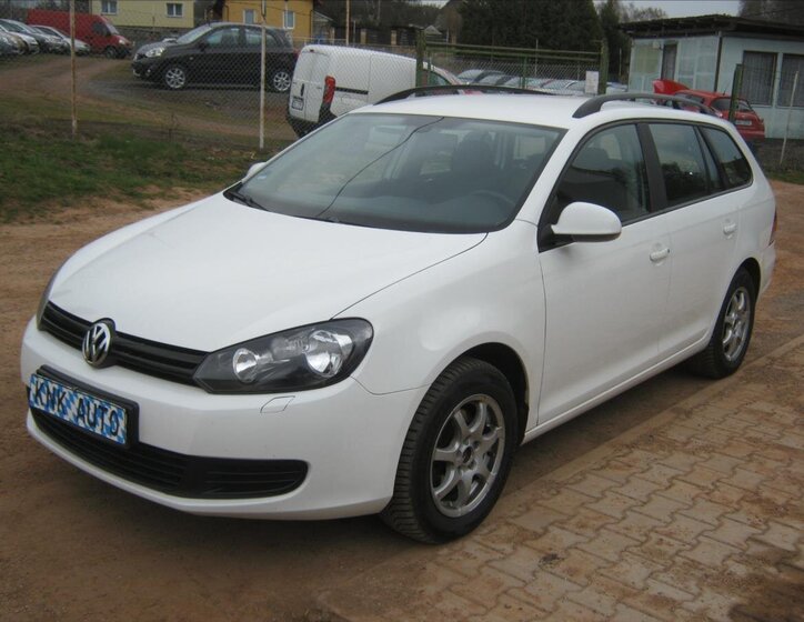 Volkswagen Golf Kombi 1,6 l 77 kw