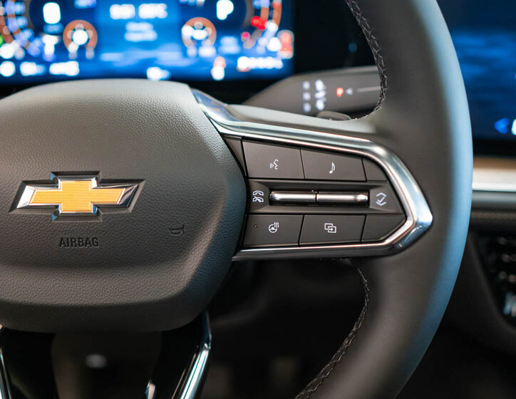 Chevrolet Suburban SUV 6,2 l 313 kw