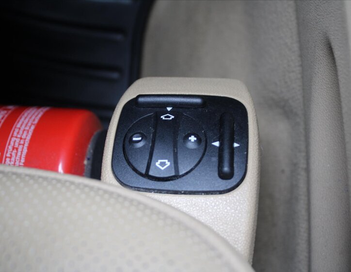 Mercedes-Benz Třídy M SUV / Terénní 3,0 l 165 kw