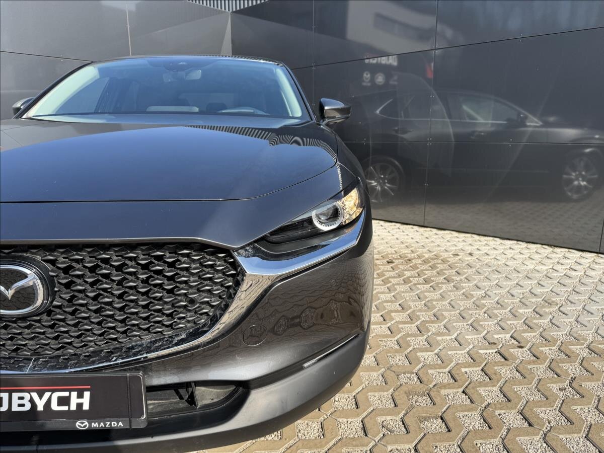 Mazda CX-30 CUV / Crossover 2,0 l 90 kw