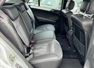 Mercedes-Benz Třídy M 24