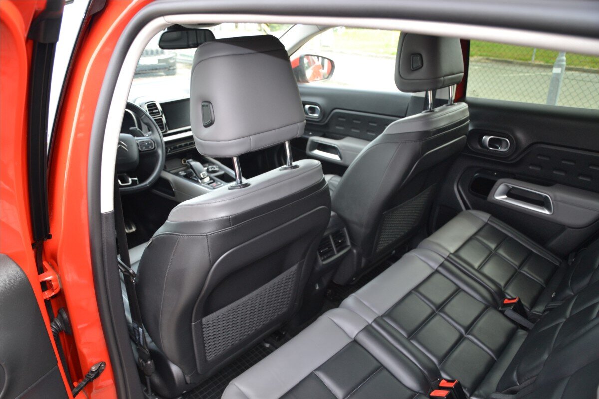 Citroën C5 Aircross SUV / Terénní 1,6 l 133 kw